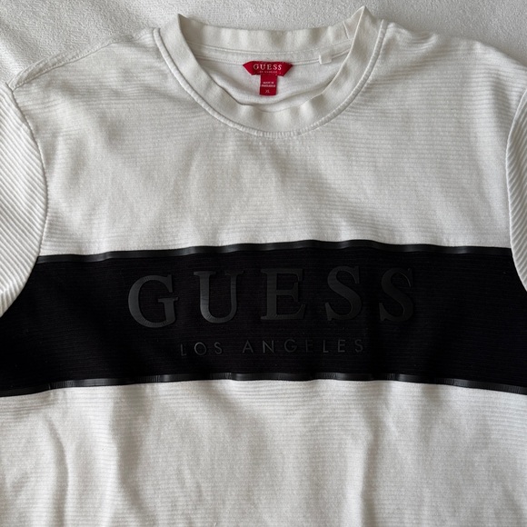 Guess Men’s White and Black Short Sleeve Tee XL - Picture 6 of 7